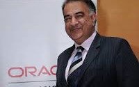 Oracle bets big on cloud, renews partner training